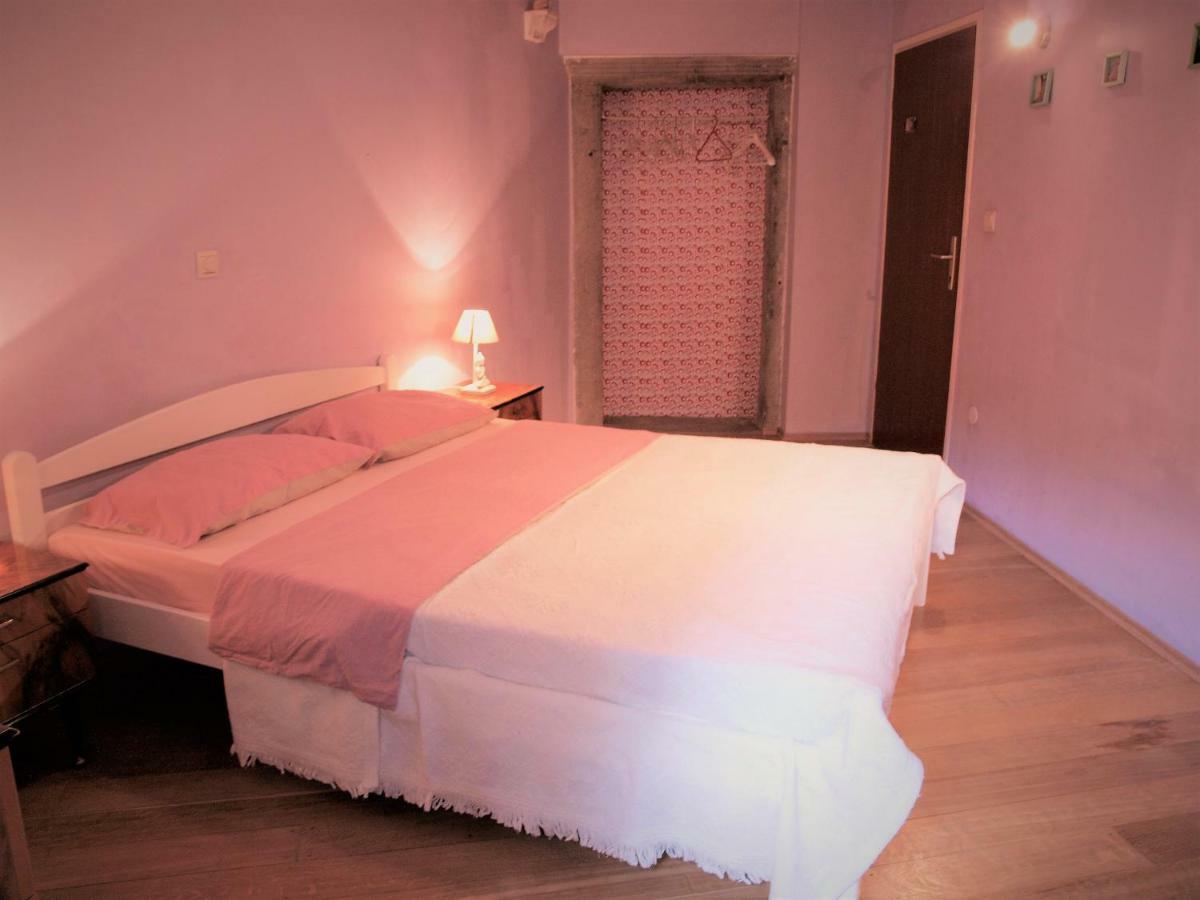 Lovely Apartment In Old Town Labin  Exterior foto