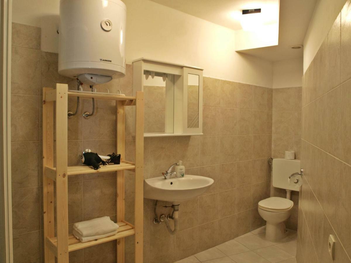 Lovely Apartment In Old Town Labin  Exterior foto